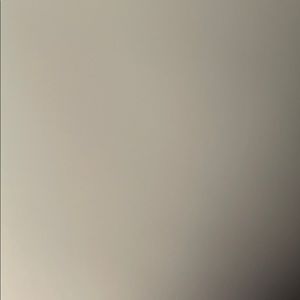 Meet your Posher, Lesly